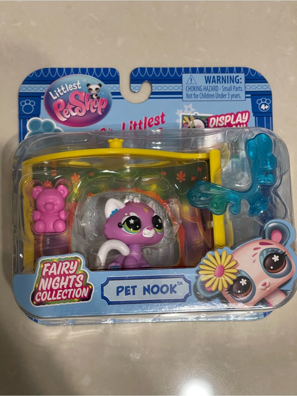 Littlest Pet Shop Purple Kitty Pet Nook Playset with Yellow & Teal Accessories